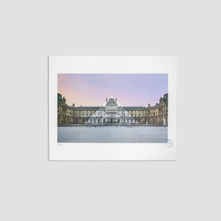 JR au Louvre, La Pyramide, 12 Juin 2016, 5H55 © Pyramide, architecte I. M. Pei, musée du Louvre, Paris, France, 2016