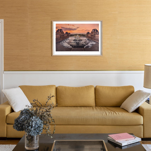 JR au Louvre 29 Mars 2019, 19h01 © Pyramide, architecte I. M. Pei, musée du Louvre, Paris, France, 2019 JR au Louvre 29 Mars 2019, 19h01 © Pyramide, architecte I. M. Pei, musée du Louvre, Paris, France, 2019