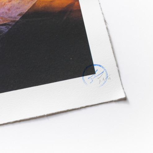 JR au Louvre 29 Mars 2019, 19h45 © Pyramide, architecte I. M. Pei, musée du Louvre, Paris, France, 2019 JR au Louvre 29 Mars 2019, 19h45 © Pyramide, architecte I. M. Pei, musée du Louvre, Paris, France, 2019