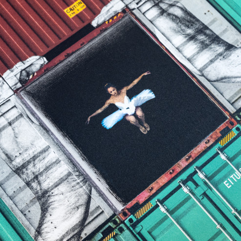 Ballerina in containers Holding tight, Le Havre, France, 2021