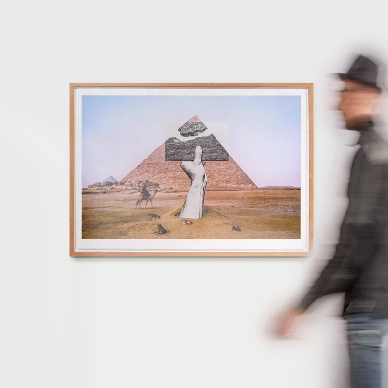 Trompe l'oeil, Greetings from Giza, 21 octobre 2021, 6h01, Giza, Egypte, 2021 Trompe l'oeil, Greetings from Giza, 21 octobre 2021, 6h01, Giza, Egypte, 2021