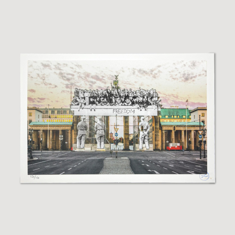 GIANTS Brandenburg Gate, September 27, 2018, 18h55, © Iris Hesse, Ullstein Bild, Roger-Viollet, Berlin, Germany, 2018