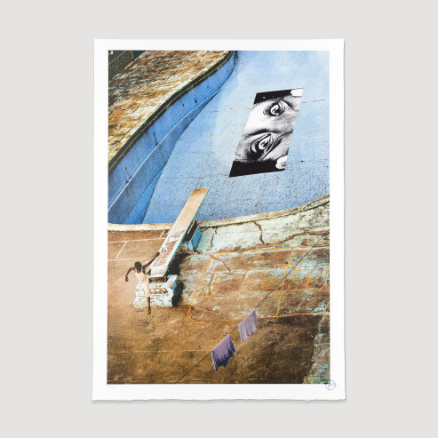 Swimming Pool Intercontinental Hotel, Verticale, Monrovia, Liberia, 2008 Swimming Pool Intercontinental Hotel, Verticale, Monrovia, Liberia, 2008