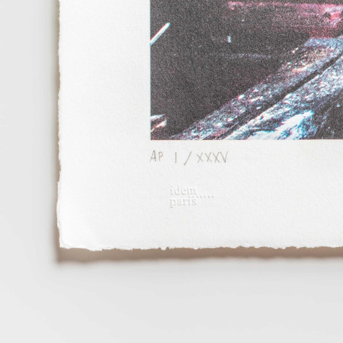 Self-portrait in front of "Homme accoudé sur une table"