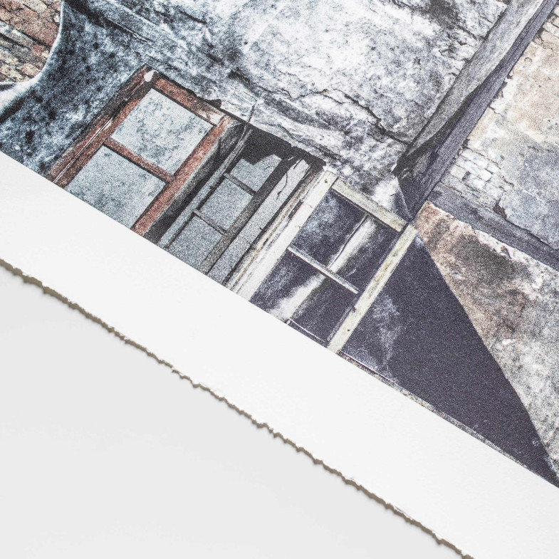 Action in Shanghai, Jiang Qizeng, Red Flag, Chine, 2010