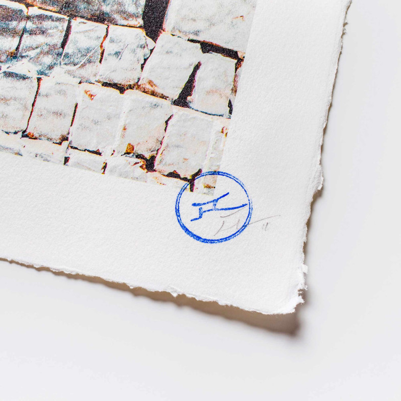 Eyes on bricks, New Delhi, Inde, 2009